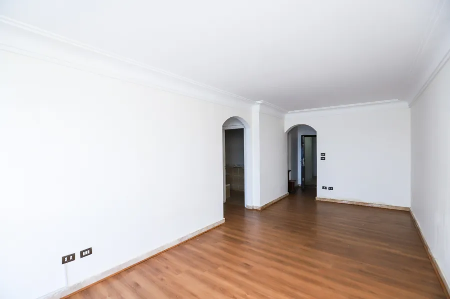 Apartment for rent 130 m Camp Cezar (Directly on Corniche)