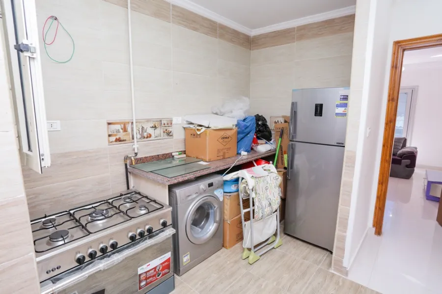 شقة للبيع 150م سان ستفانو