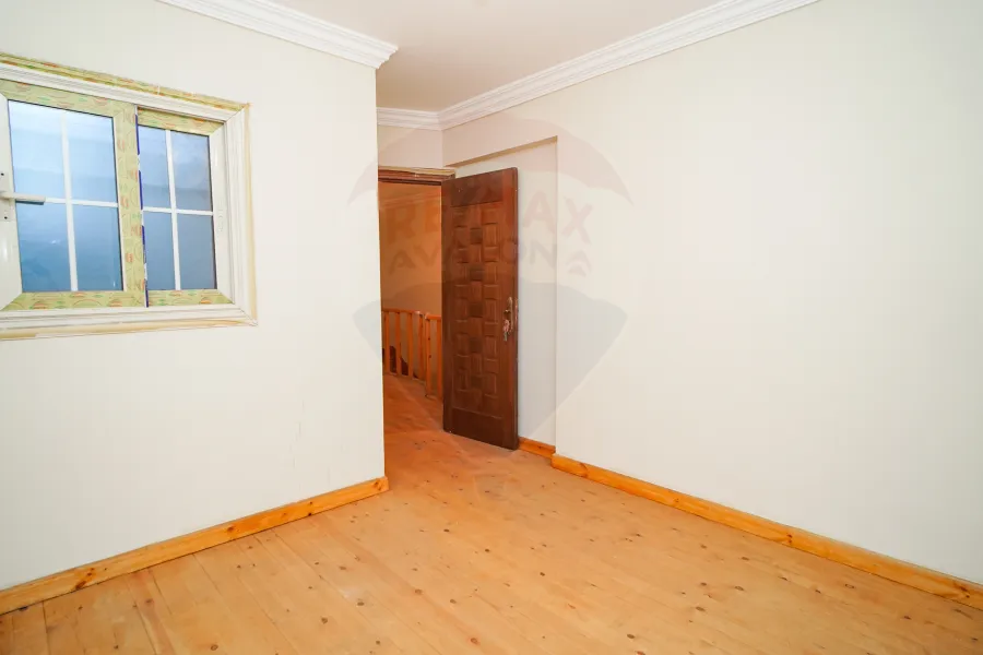 شقة دوبلكس للبيع 180 م لوران (ش الاقبال الرئيسى)