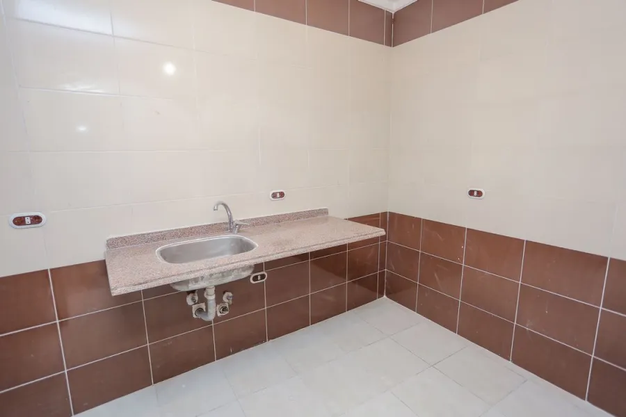 شقة للايجار 110م  المندرة (2 نمرة من البحر)