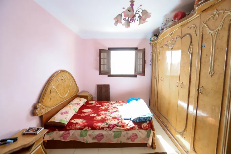 Apartment for sale 200m El-Mandra (Collage of islamic studies)