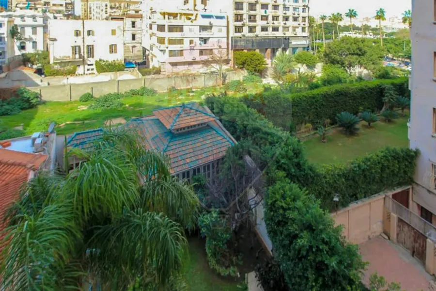 Apartment for sale 240 m Latin Settlement (Al Shalalat)