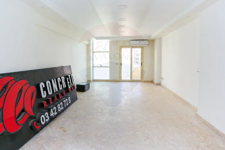 Apartment for rent 220 m Smouha (Tutankhamun's St)