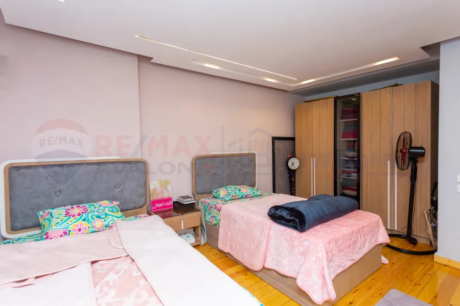 Apartment for sale 155 m Zezinia (Amin Yehia st.)