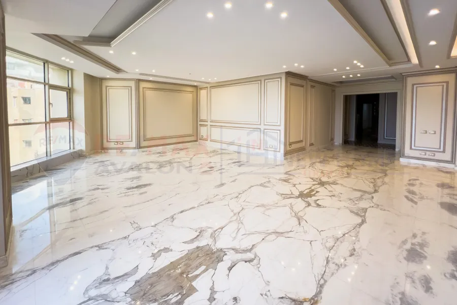 Apartment for sale 480 m Louran (directly on the sea - brand tower)