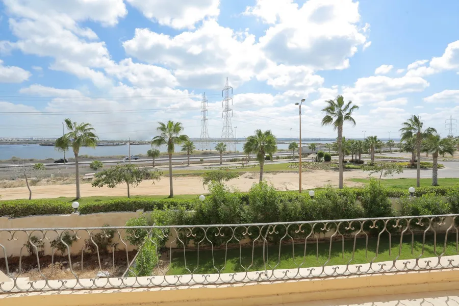 Luxury Furnished Villa for Rent 600m King Marriot -Compund Alex West