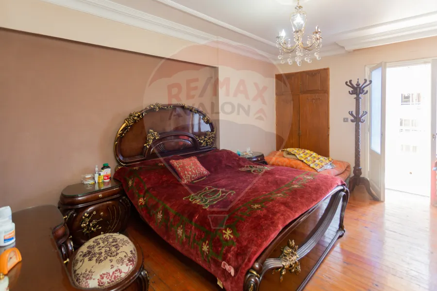 شقة للبيع 131 م زيزينيا (ش أبوقير)