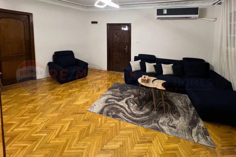 شقة للبيع 135 م فلمنج (ش مسجد القباني)