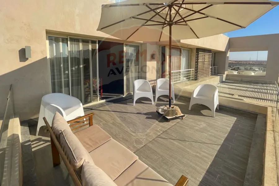 Penthouse for sale (Hacienda Bay) 232 m