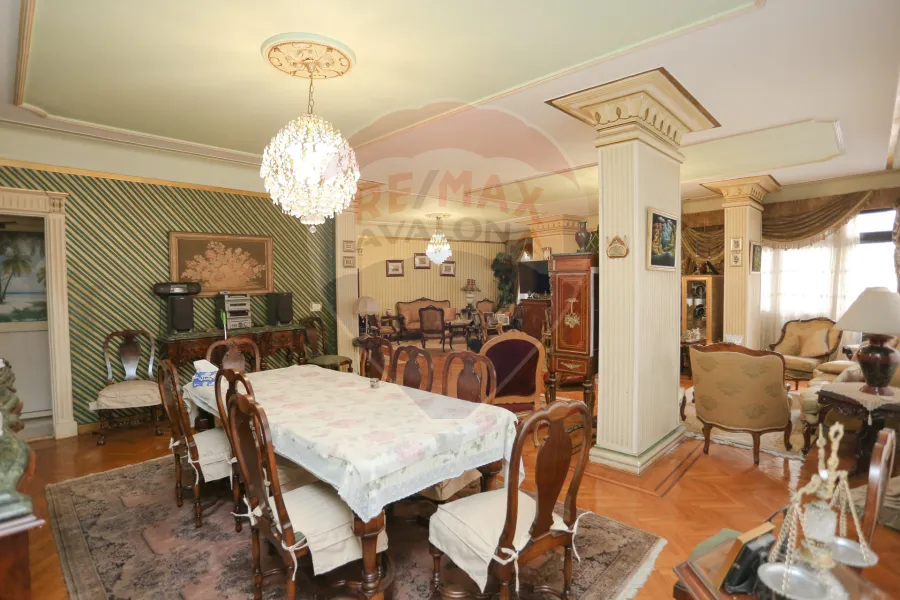 (شقة للبيع 250 م جليم (طريق الحرية