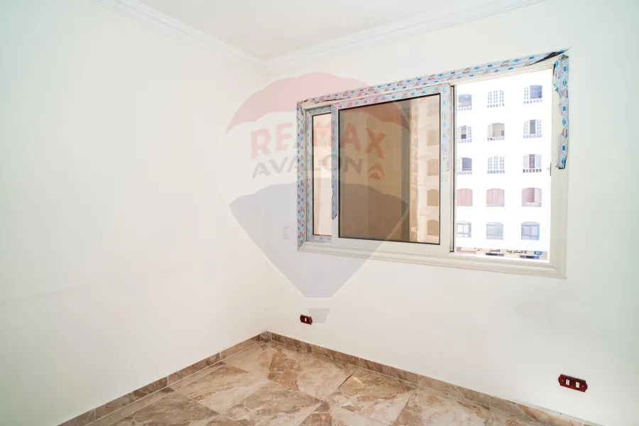 Administrative office for sale 40 m Victoria (Gamal Abdel nasser St.)