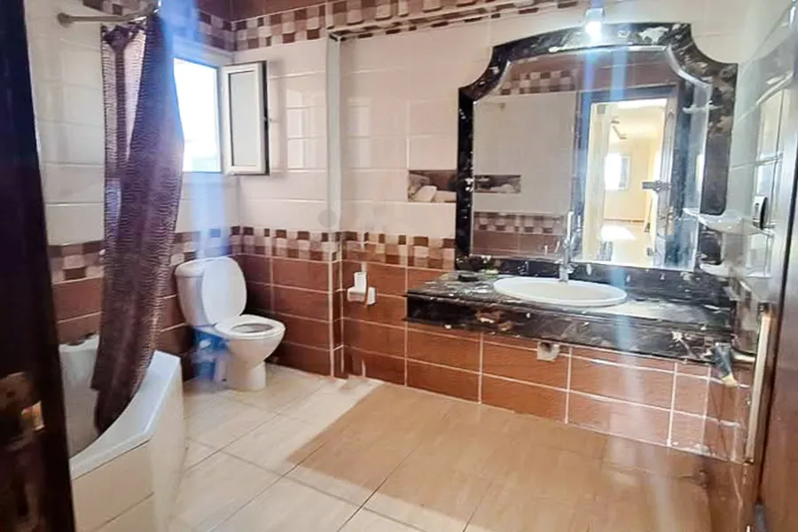 شقة للبيع 115 م سبورتنج (خطوات من نادي سبورتنج)