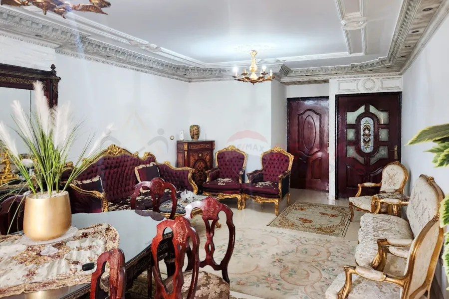 شقة للبيع 175 م جليم (ش نوتردام)