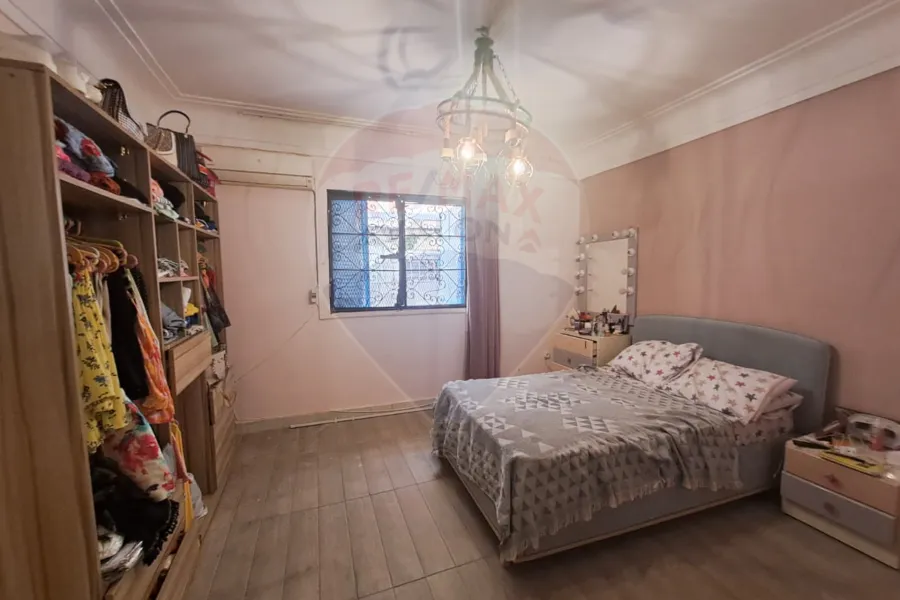 شقة للبيع 90 م الابراهيمية (خطوات من شارع ابو قير)