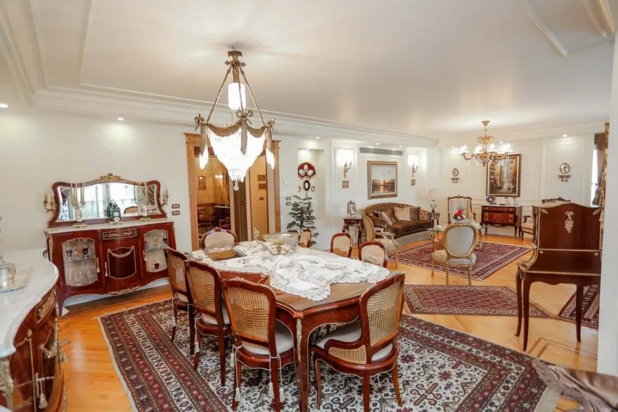 Luxurious Duplex Apartment For Sale 456m Smouha