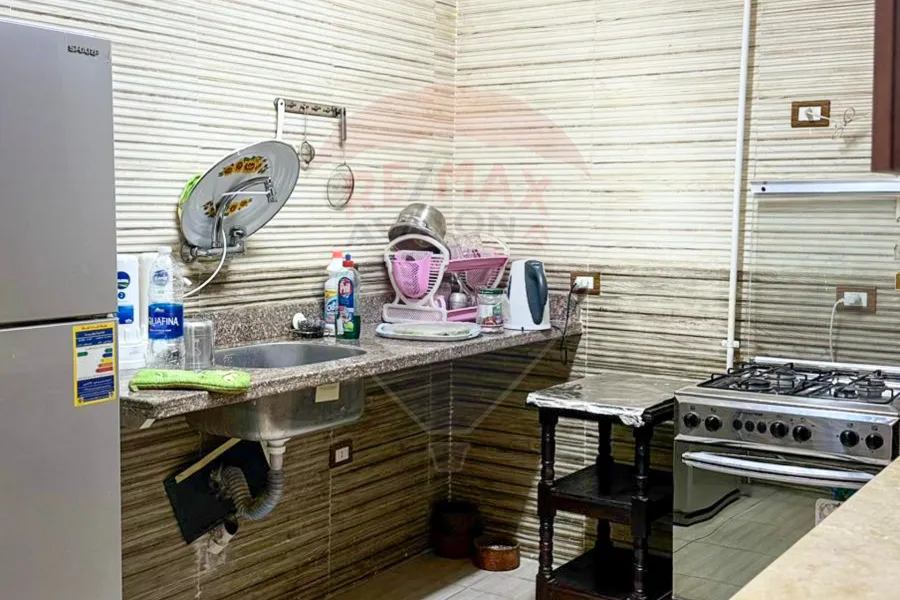 شقة للايجار 105 م سيدي جابر (ش المشير)