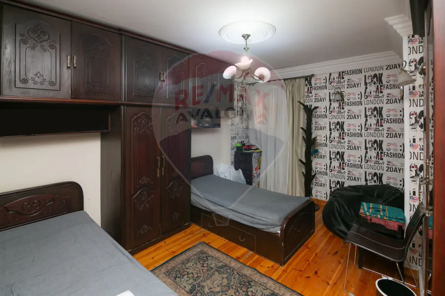 شقة دوبلكس للبيع  180 م بولكلي (خطوات من ش أبو قير)