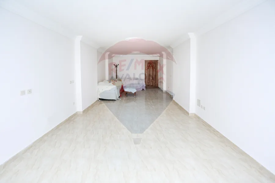 Apartment for sale 168 m Smouha (Elsaraya Gardens Compound)