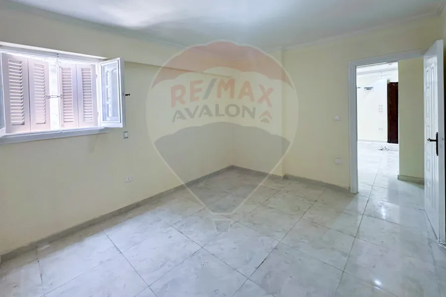 Apartment for sale 145 m Bolkly (Wingat main street)