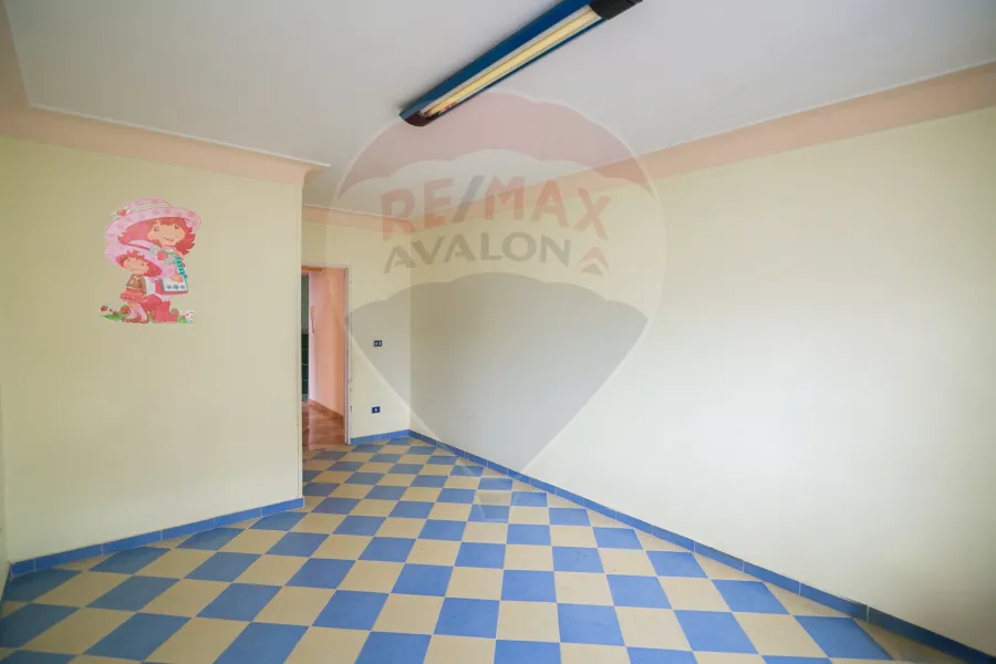 شقة للبيع 150 م العصافرة  (ش جمال عبد الناصر - خلف أسواق الشريف)