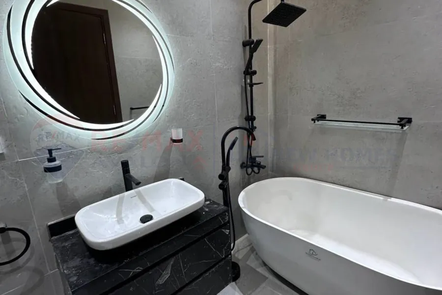 شقة للبيع 218 م ( اليكس ويست)