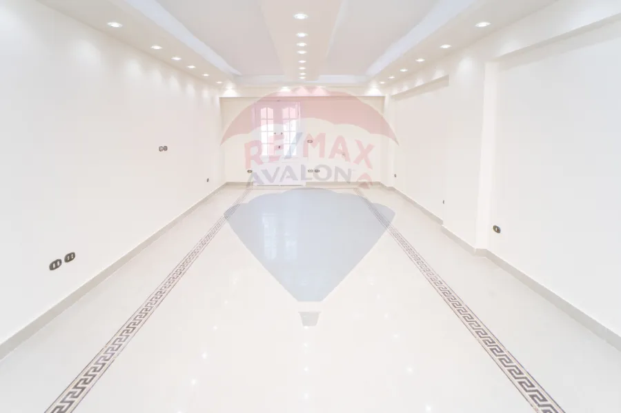 apartment for Sale 160 m Zizinia (steps from Abu Qir Street)