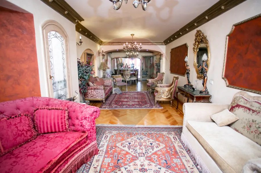 شقة للبيع 186 م  وابور المياه (ش جلال الدين الدسوقي)