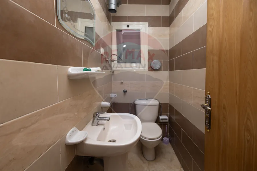 Adminstrative Apartment for sale 150 m Camp Shezar (Port Said St)