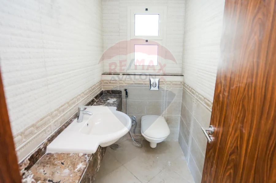 شقة للبيع 526 م سموحة (كومباوند أنطونيادس)