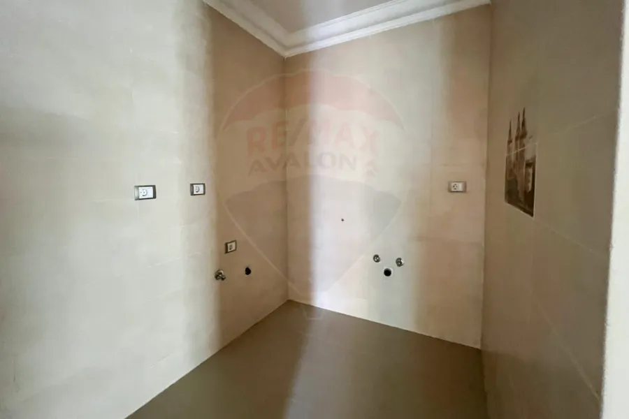 Apartment For Rent 263 m Smouha (Antoniades Compound)