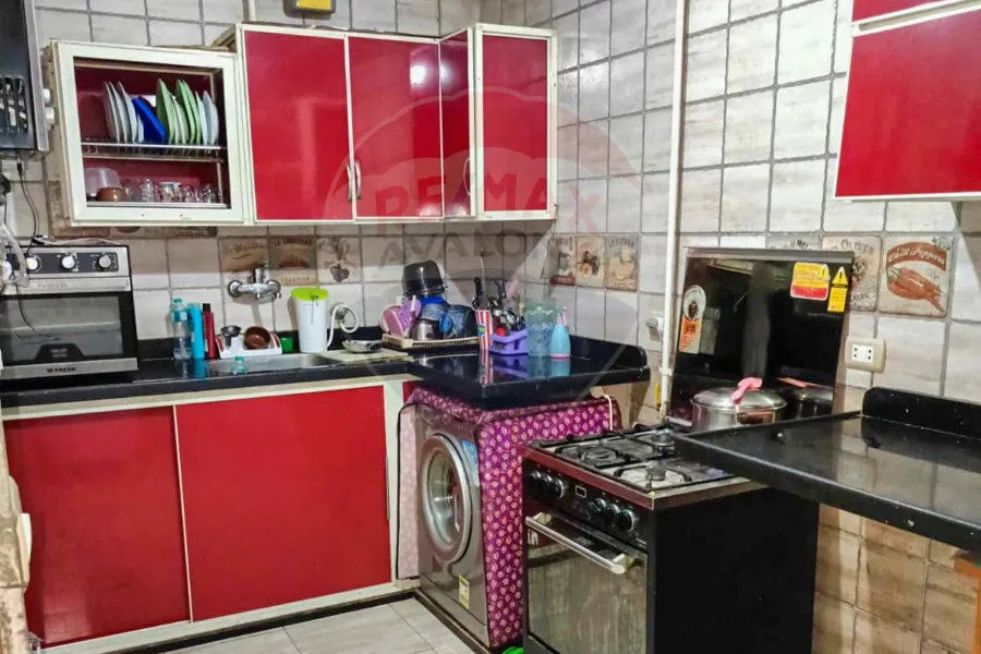 شقة للبيع 120 م بوكلي (ش لافيزون)