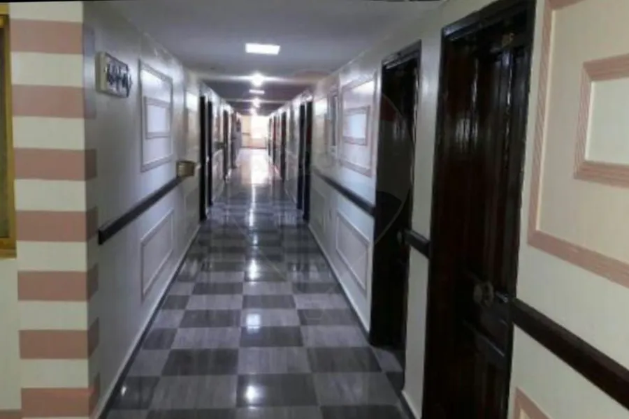 فندق و مطعم للبيع 1070م القاهرة (الحسين)