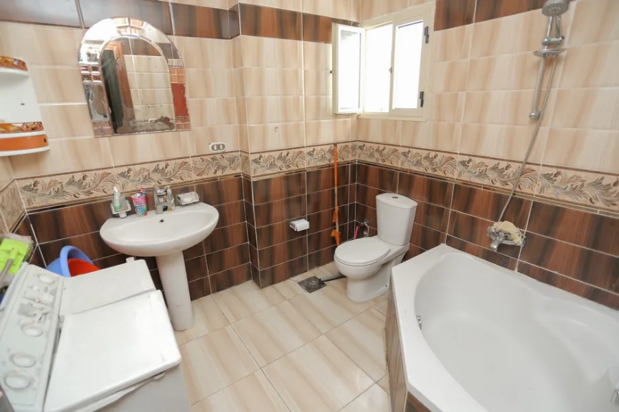 Apartment For Sale 150m Sidi Beshr( 2nd NO. From Kornish Road)