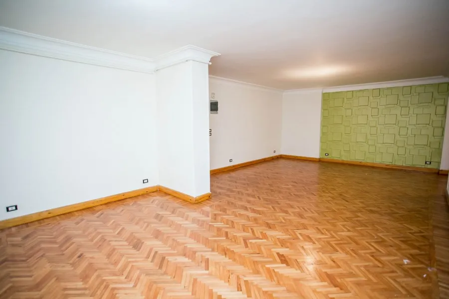 Apartment for rent 220m Gleem (Abo Qir St.)