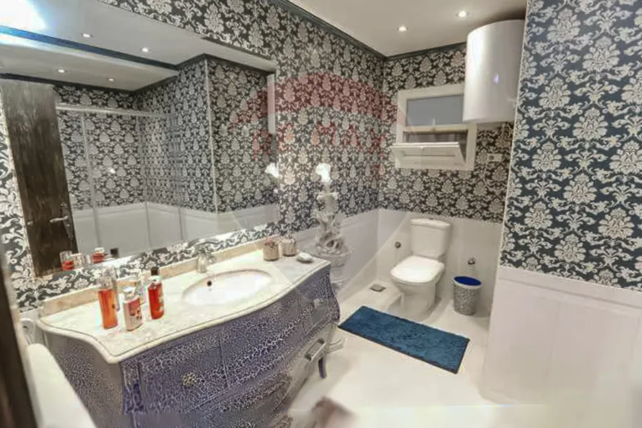 Apartment for sale 300 m Fleming (Al-Fath Street)