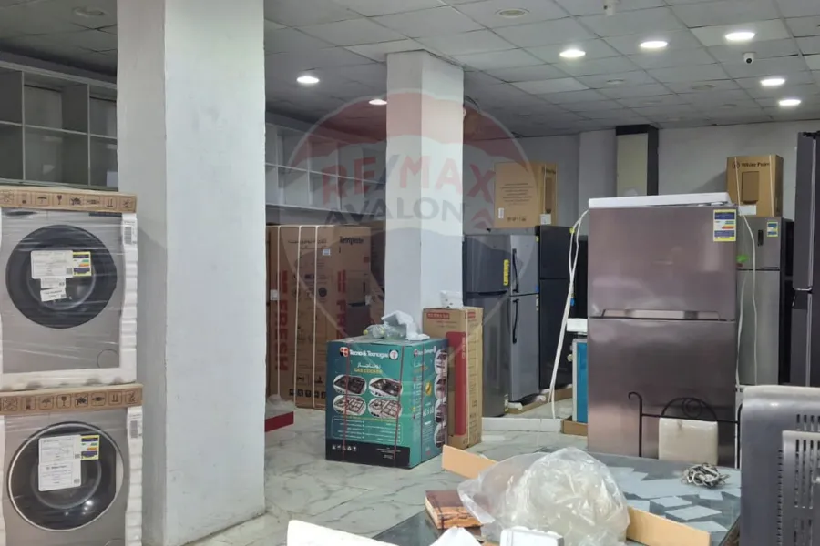 Shop for rent 100 m Sidi Bishr (in front of Sidi Bishr station)