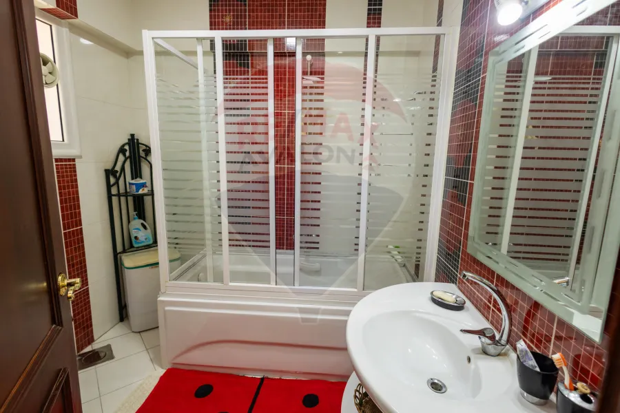 Apartment for rent 305 m Smouha (villa area)