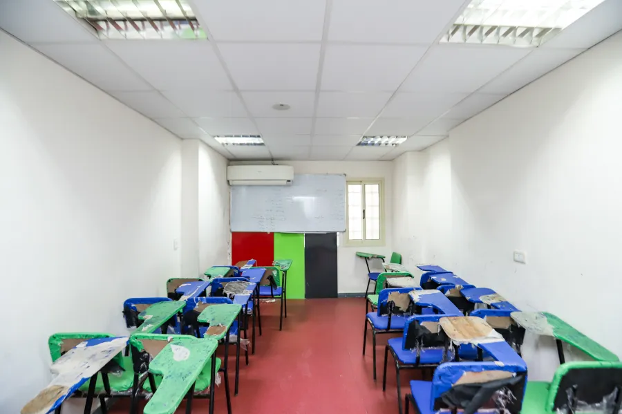 مقر إدارى للايجار 175 م سموحة ( شارع فيكتور عمانويل )