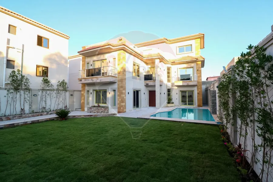 Standalone villa for sale King Mariout (Rashid Street) 420 m