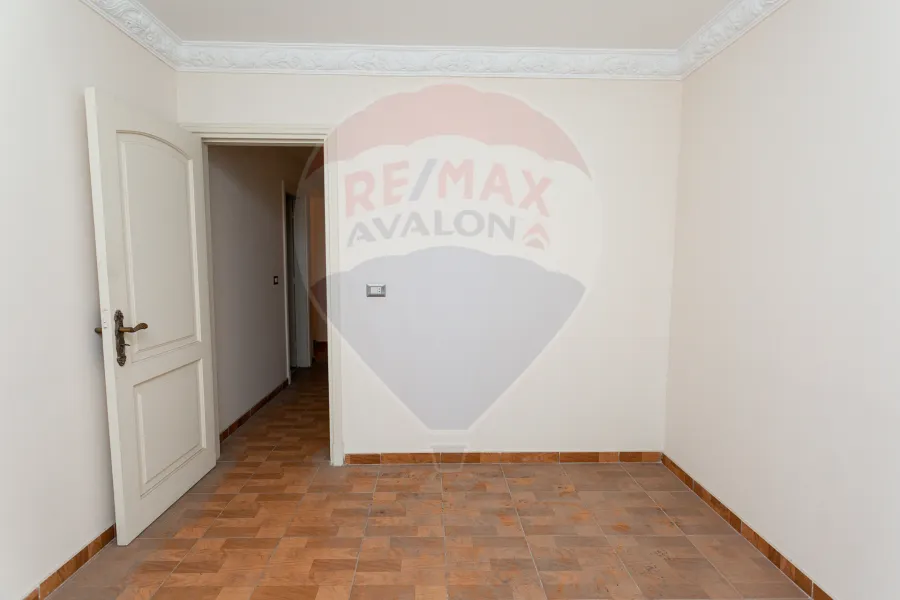 شقة للبيع 157 م سموحة (حي الفيلات)