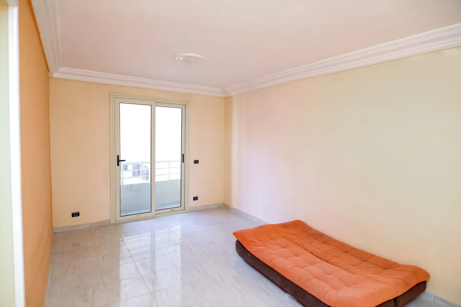 Apartment For Sale 128m El-Mandara (Direclty On Quornish)