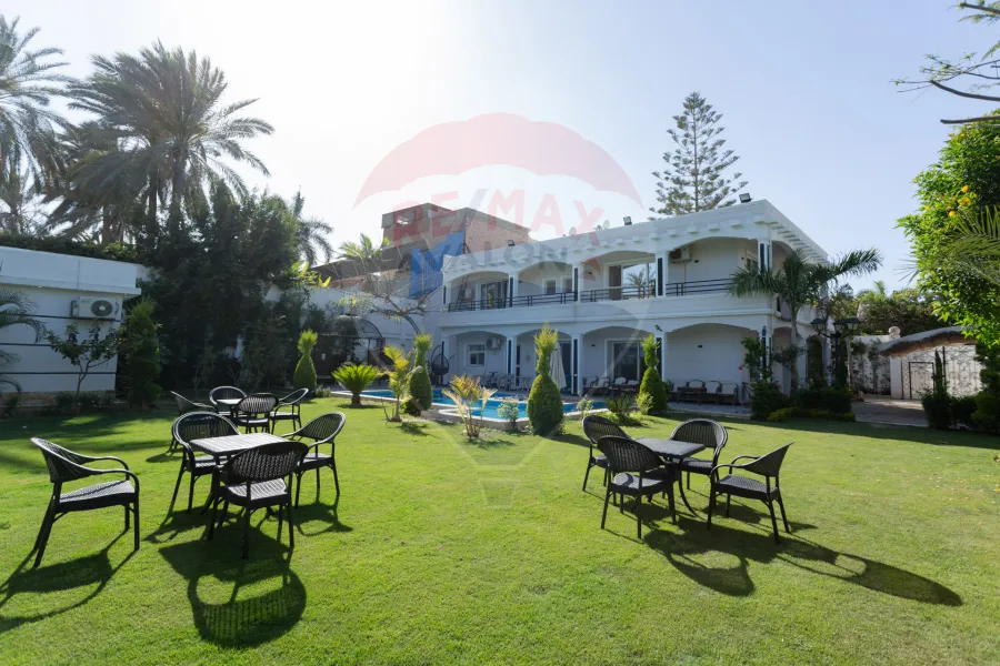 Villa for sale 1,000 m Al-King Mariout (New king St.) - 12,000,000 EGP