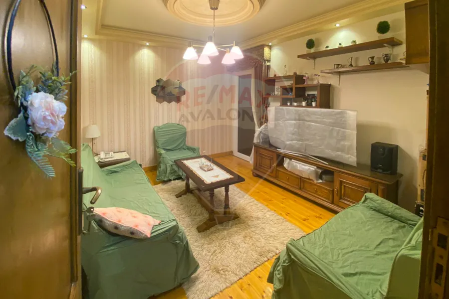 Apartment for sale 150 m Kafr Abdo (Amir Al Bahar st)