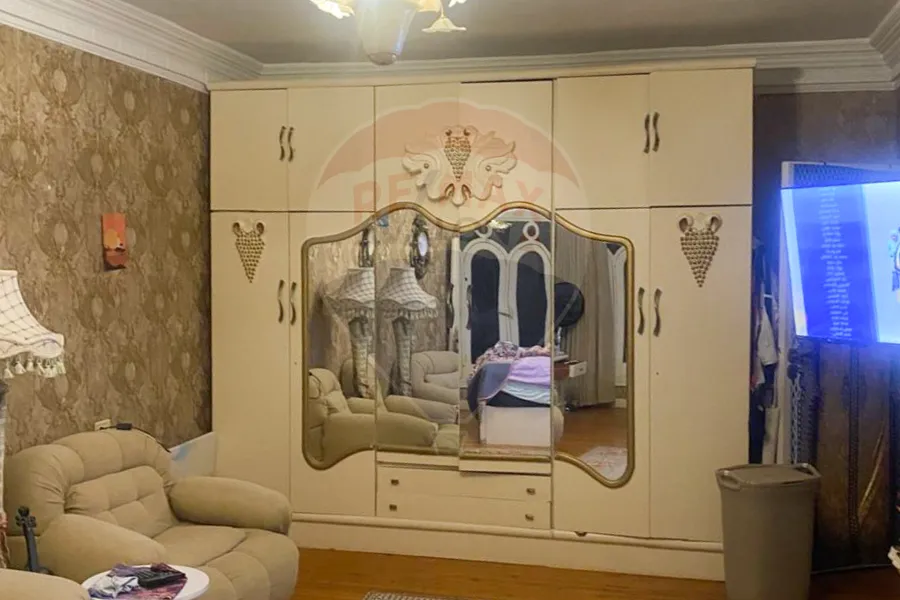 شقة للبيع 235 م رشدي (ش أبوقير)