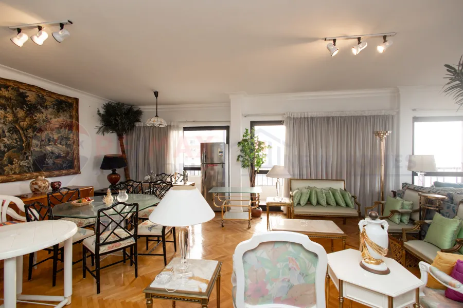 Apartment for sale 176 m Louran (directly on the sea)