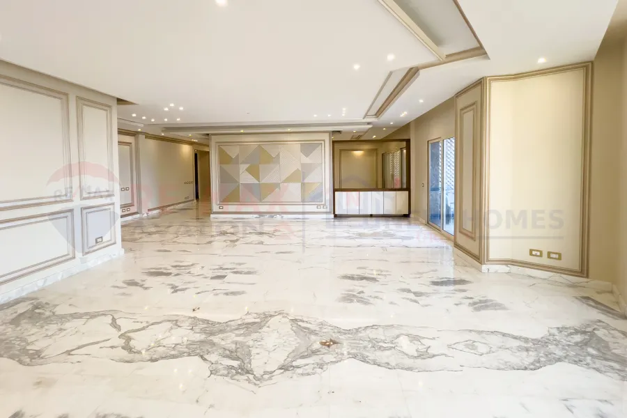 Apartment for sale 480 m Louran (directly on the sea - brand tower)