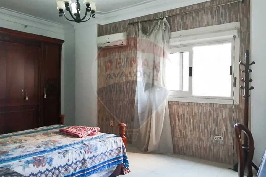 Apartment For Sale 120 m El Mandara ( Next To El Montaza Gardens.)