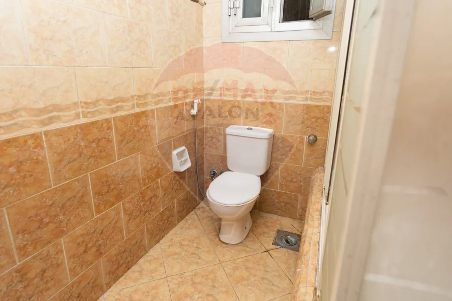 شقة للبيع 175 م سموحة (ش توت عنخ آمون)