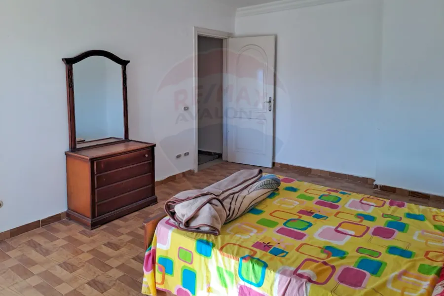 شقة للبيع 125 م المعمورة الشاطئ (المعمورة بلازا)