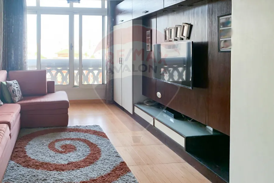 شقة للبيع 205م وابور المياه (مدينة المستقبل)